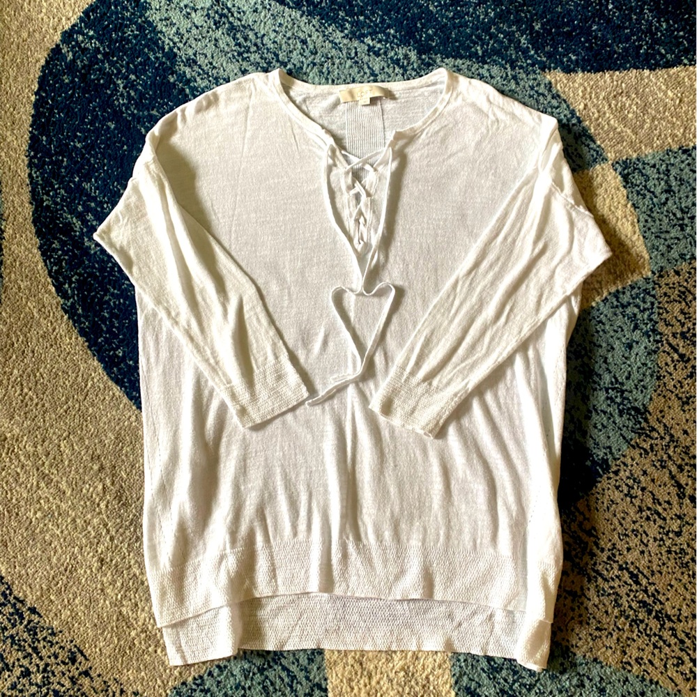Women’s long sleeve sweater, size Large